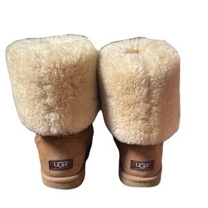 Classic tall UGG boots- women size 8